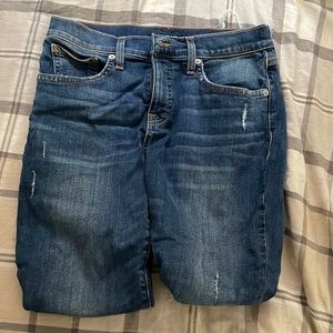 NWOT MID RISE AVA SKINNY JEANS